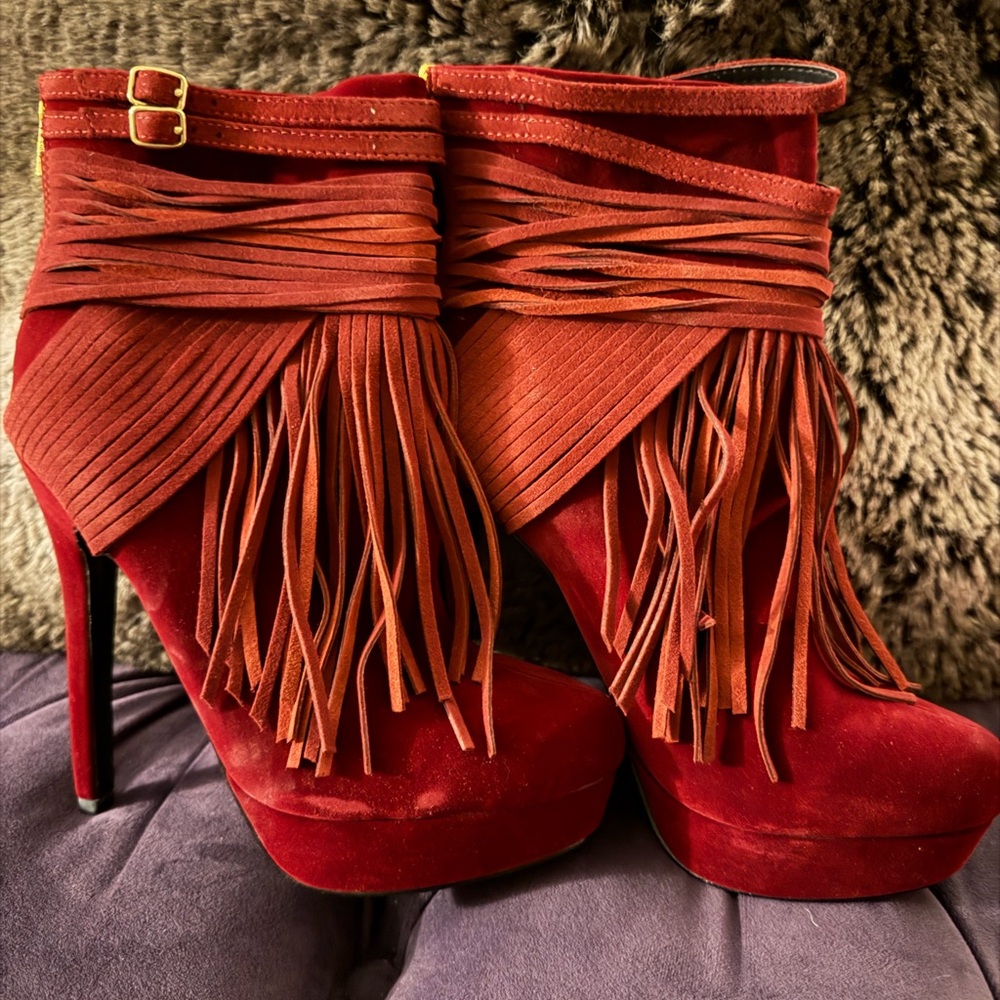Colin Stuart Red Suede Fringe Heeled Boots *Brand New*